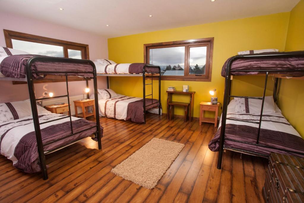 The Singing Lamb Bed & Breakfast Puerto Natales Oda fotoğraf